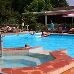 Domaine Fontaine Du Roc Landhaus