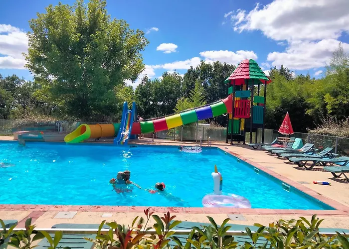 Domaine Fontaine Du Roc Gospodarstwo wiejskie *