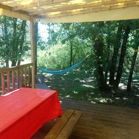 Domaine Fontaine Du Roc Летний дом *