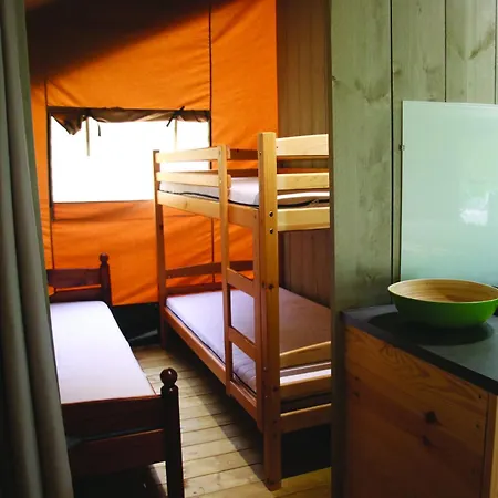 Domaine Fontaine Du Roc Летний дом *